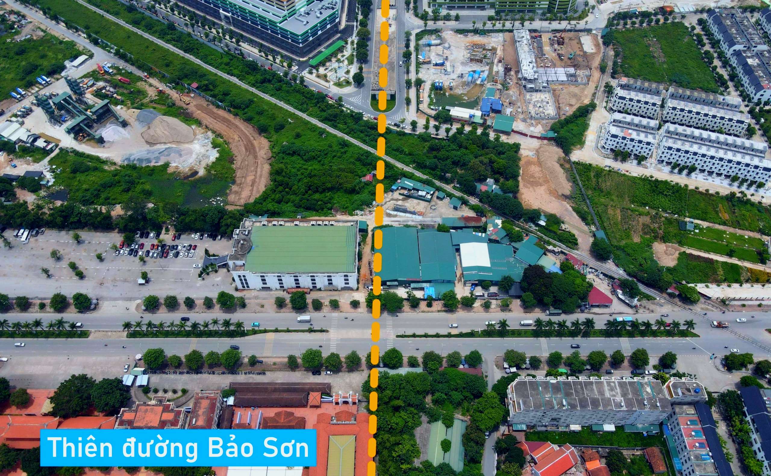 cau-vuot-qua-duong-le-trong-tan-vinhomes-smart-city-1